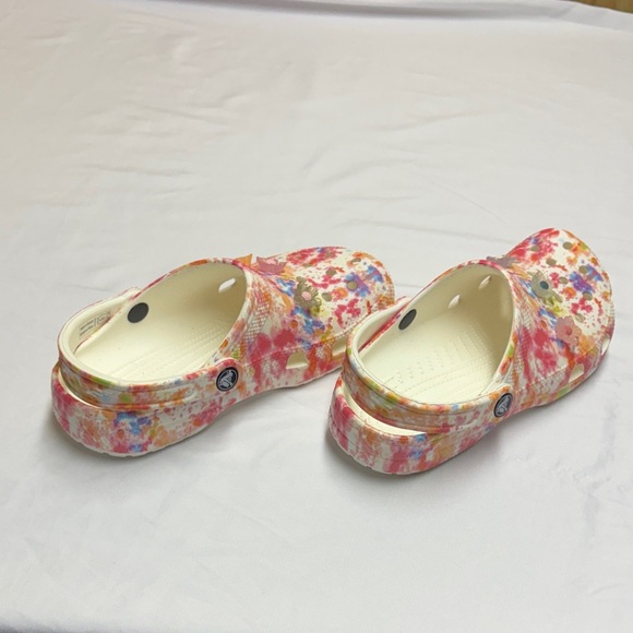 CROCS Kids Multicolor Splash Slippers - Picture 3 of 4